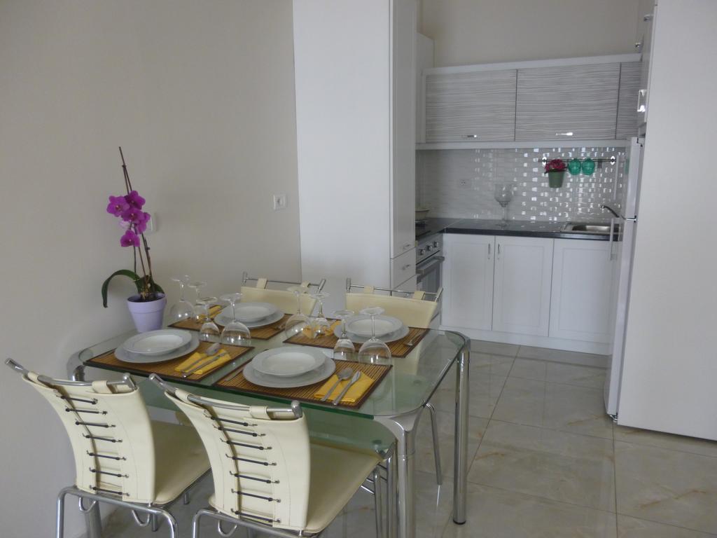 Amarilis Luxury Apartment Σαράντα Δωμάτιο φωτογραφία