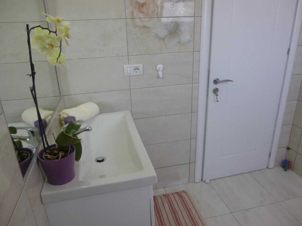 Amarilis Luxury Apartment Σαράντα Δωμάτιο φωτογραφία