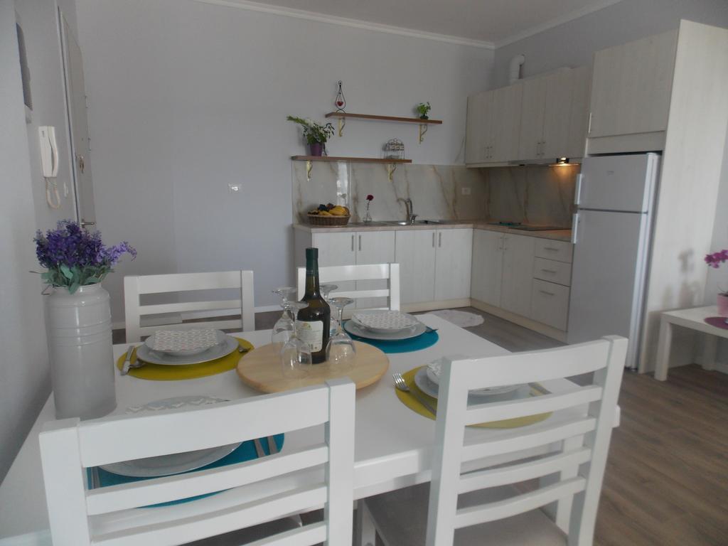 Amarilis Luxury Apartment Σαράντα Εξωτερικό φωτογραφία